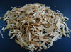 木質小片断熱材に利用可能な原料　切削片（フレーク）